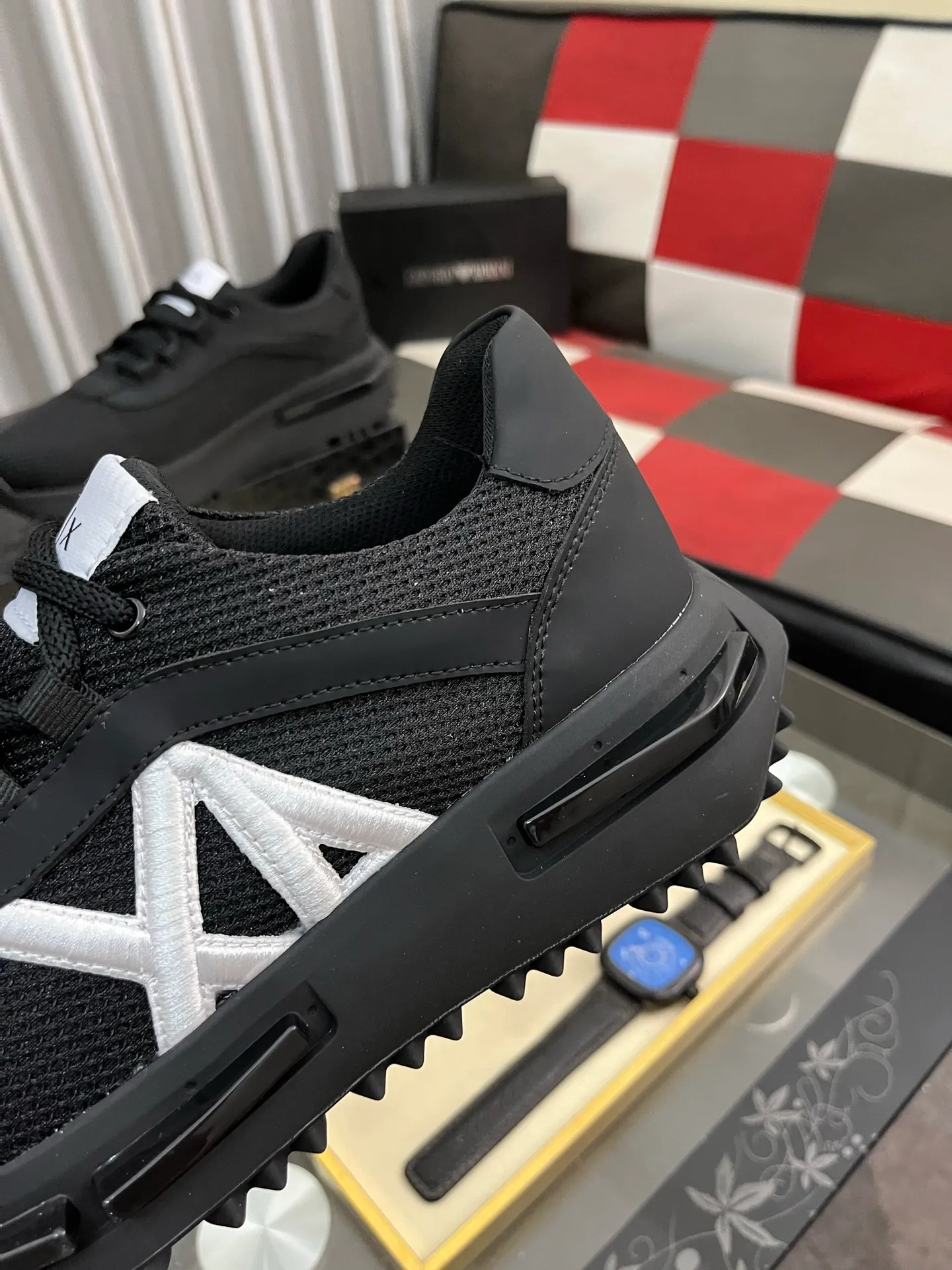 Men's Men's Shoes💰458⌚️⌚️Dior unique modern style sneakers. Counter purchasing 🏃casual leather shoes😍😍 original cowhide leather imported from Italy (refuses to discolor and grind feet) soles: original soles specially provided by the original factory, super cool😍 lace up and walk with wind👍 style design ⚠️ super comfortable and wear-resistant original soles. Just like shooting the real thing 🎬The real thing is better Code number: 38-443️⃣Colors available